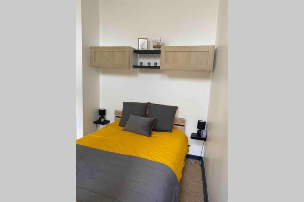 Appartement Centre De Moulins Moulins  Eksteriør bilde